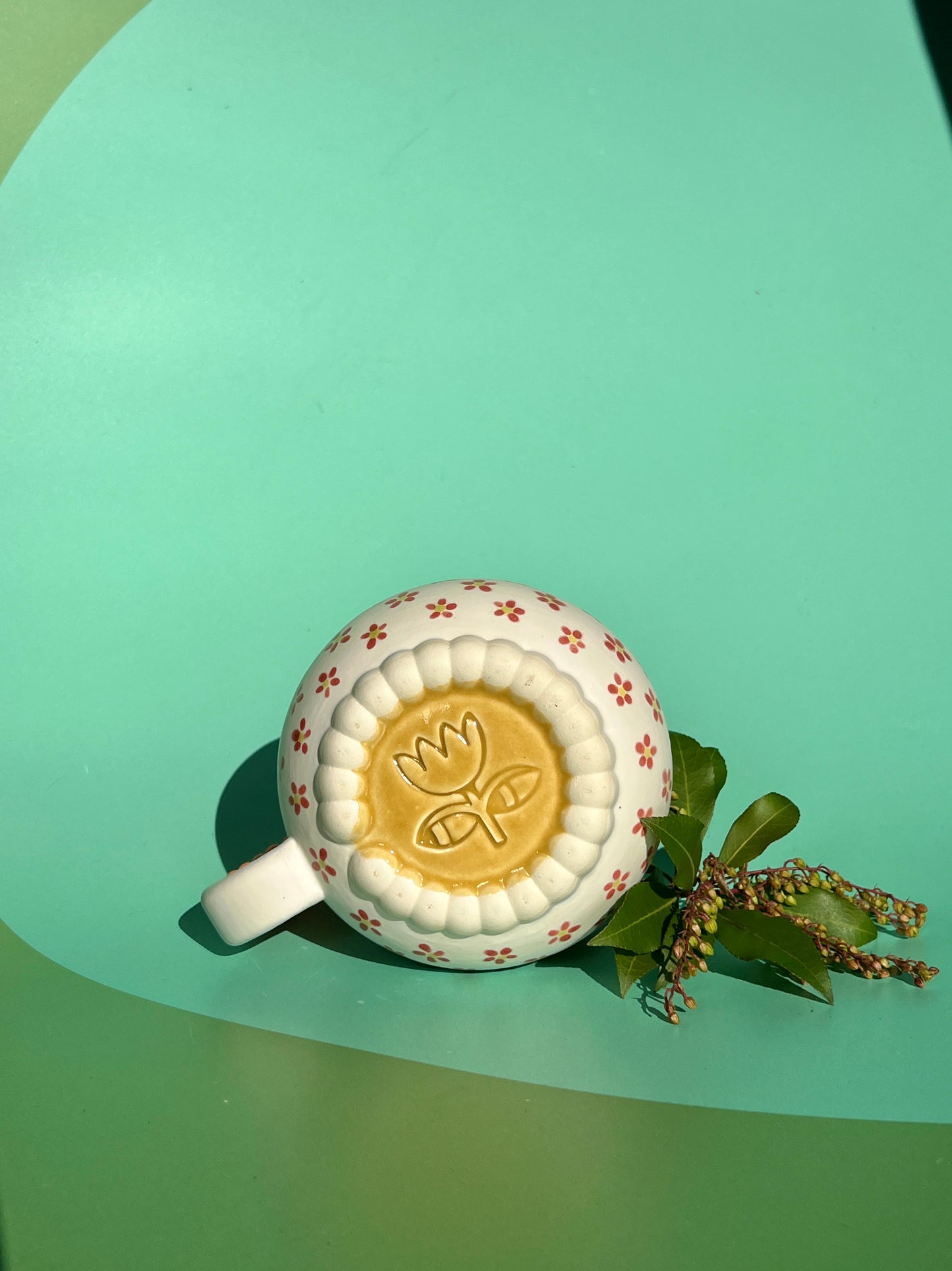 Ludo Mug with Big Dimple Top in Red Flower