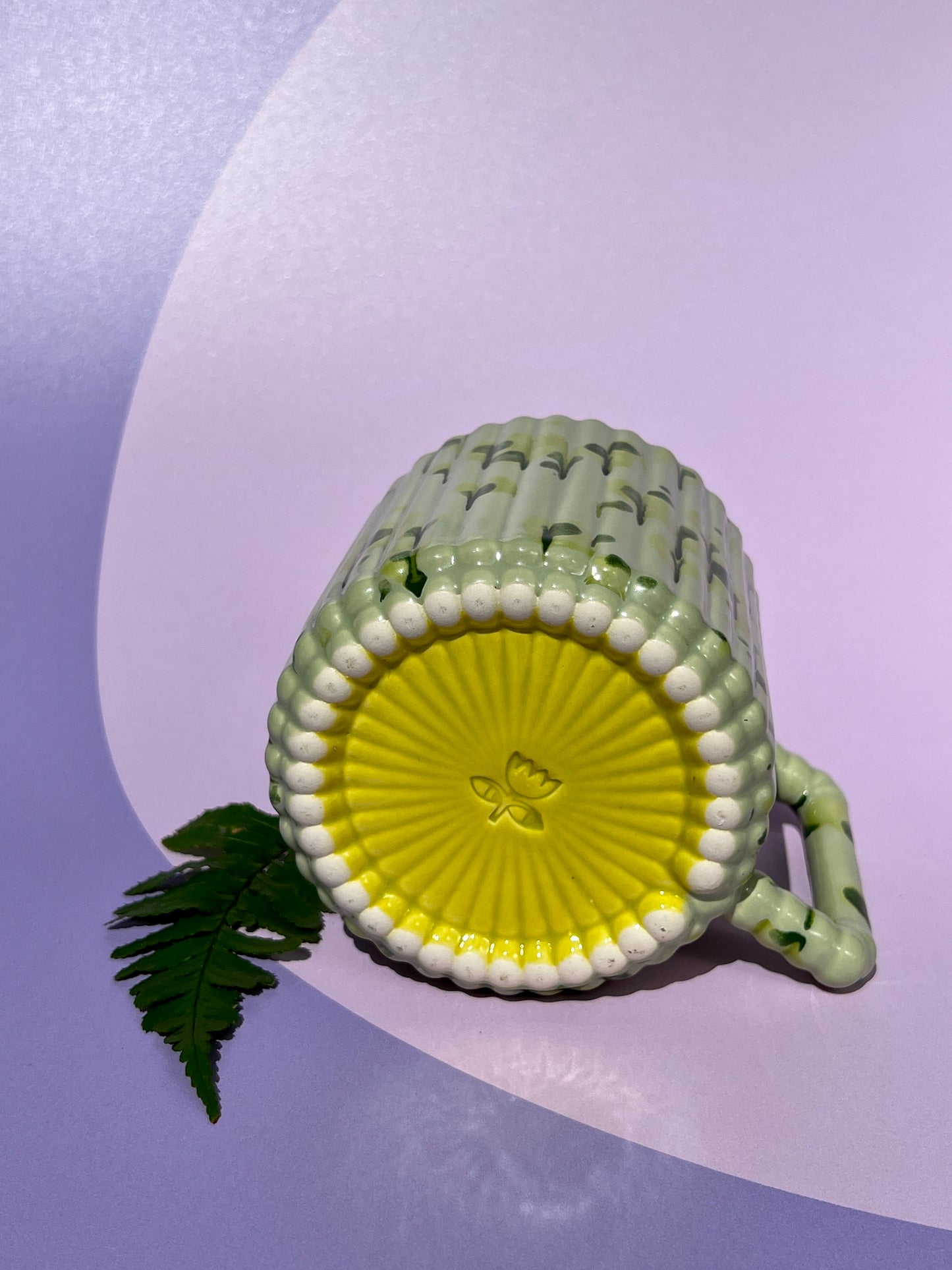 ♥PREORDER♥ Gozarian Mug with Vertical Texture in Green Splotch