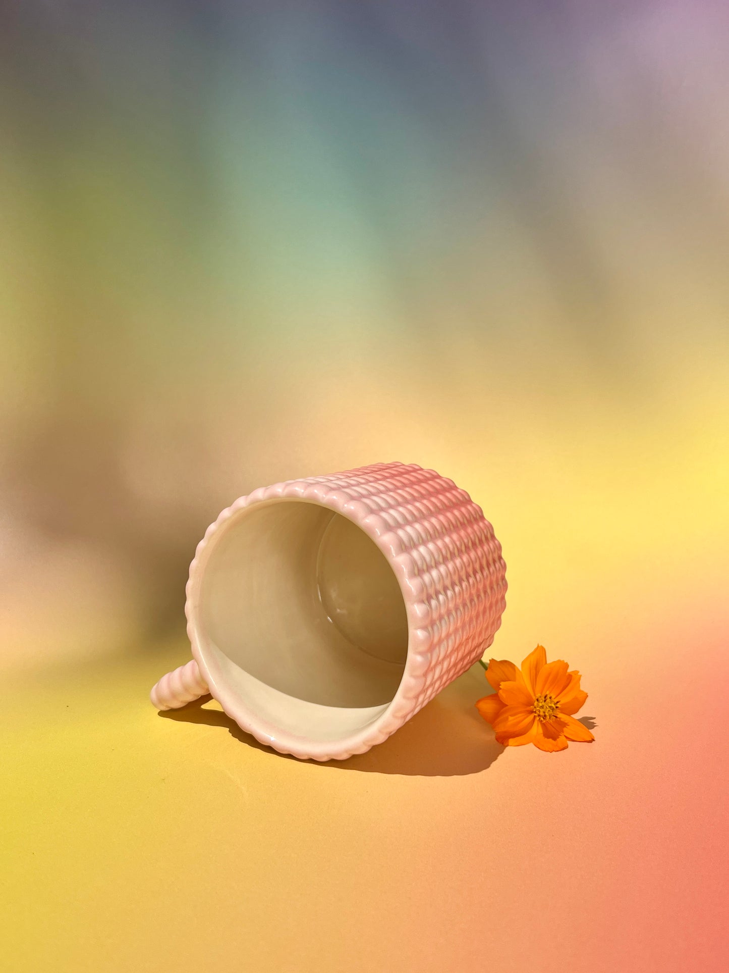 Gozarian Mug with Big Dimple Texture in Pink Fade