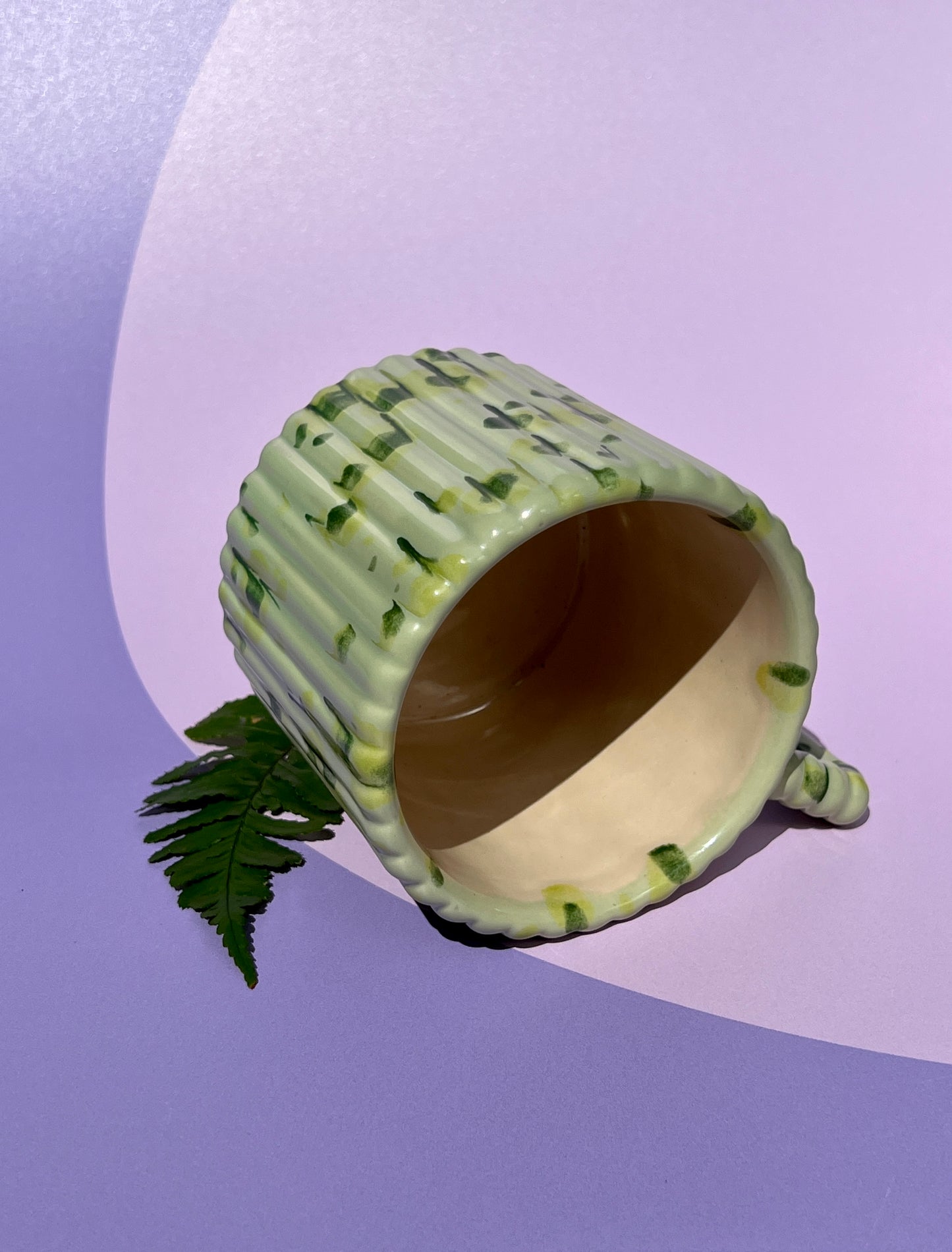 ♥PREORDER♥ Gozarian Mug with Vertical Texture in Green Splotch