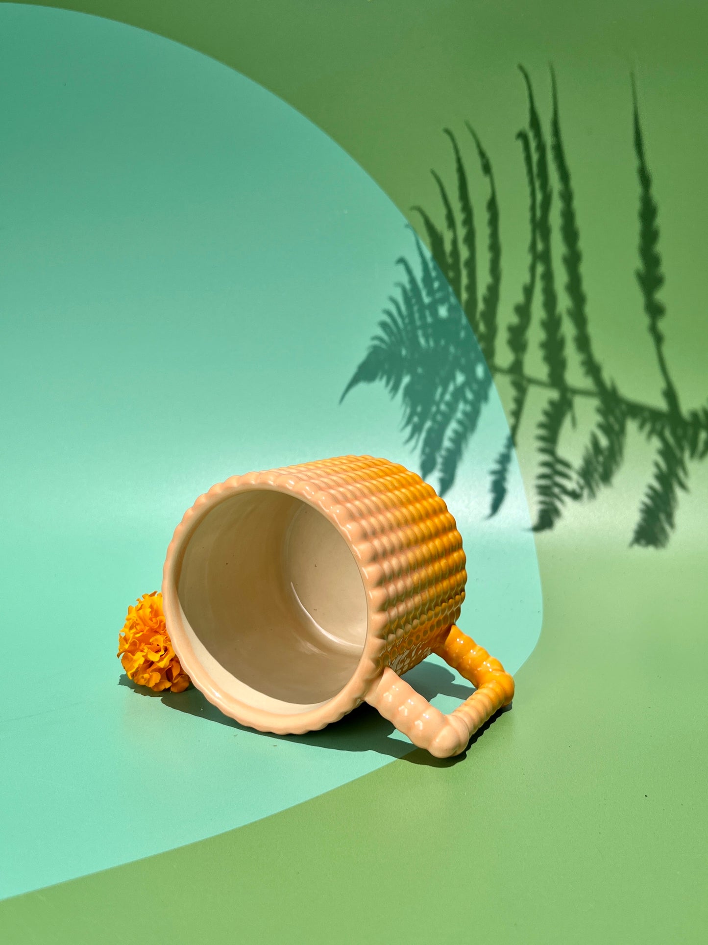 Gozarian Mug with Big Dimple Texture in Oranges Fade