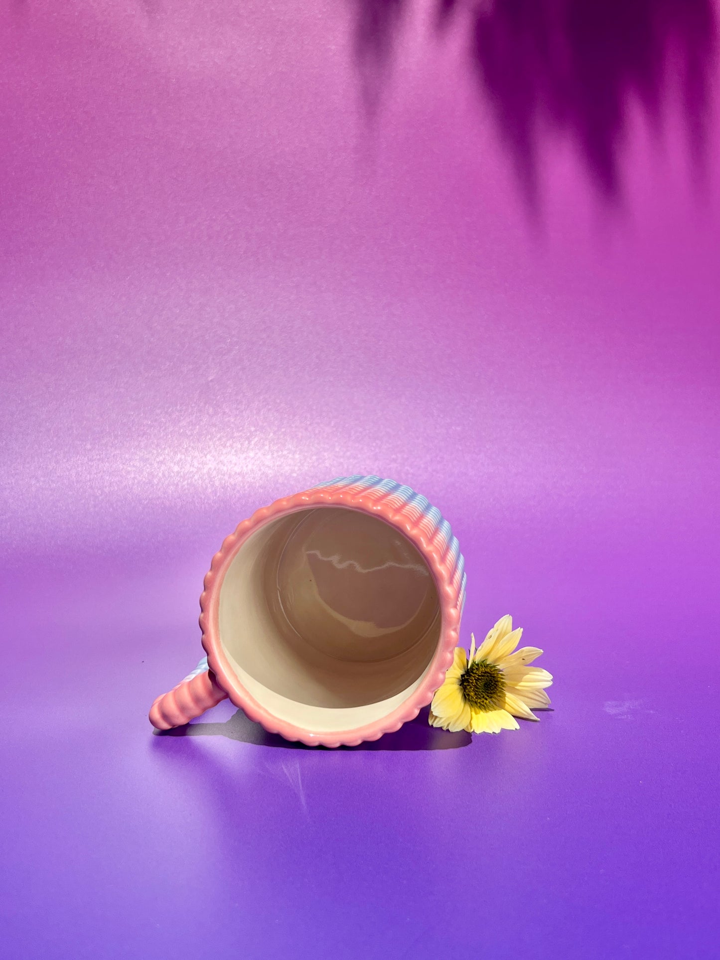 Gozarian Mug with Big Dimple Texture in Sunset Fade