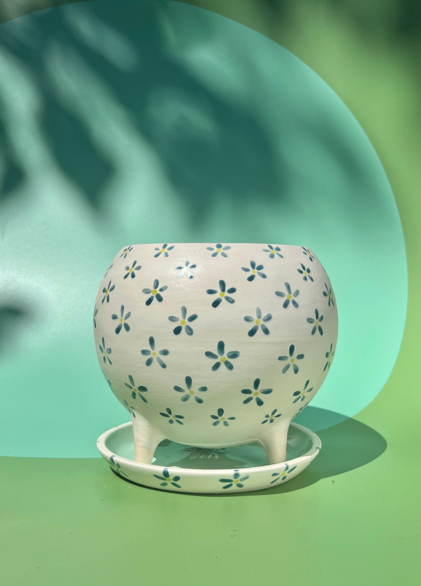 The Big Billina Planter in Teal Flower