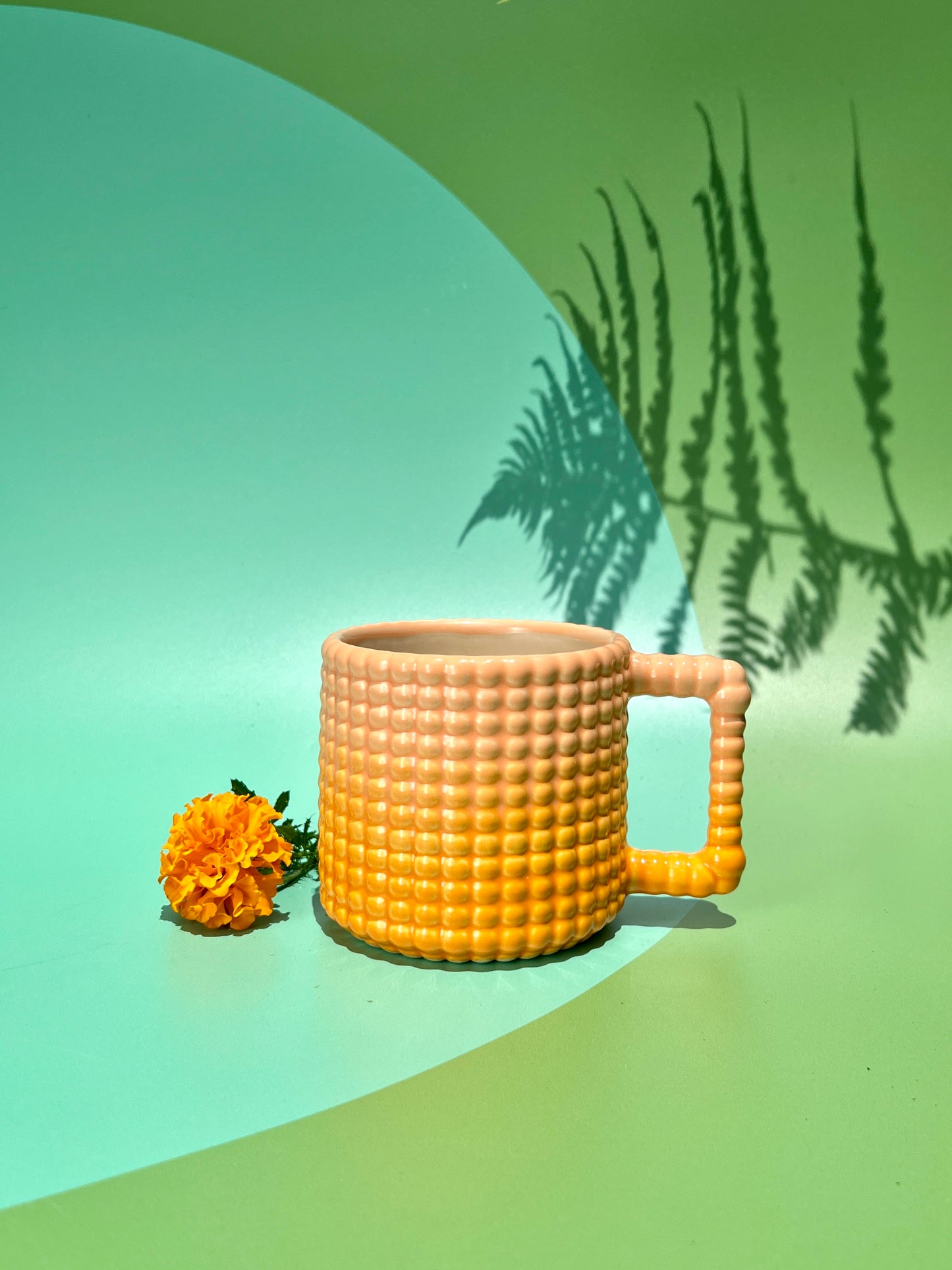 Gozarian Mug with Big Dimple Texture in Oranges Fade