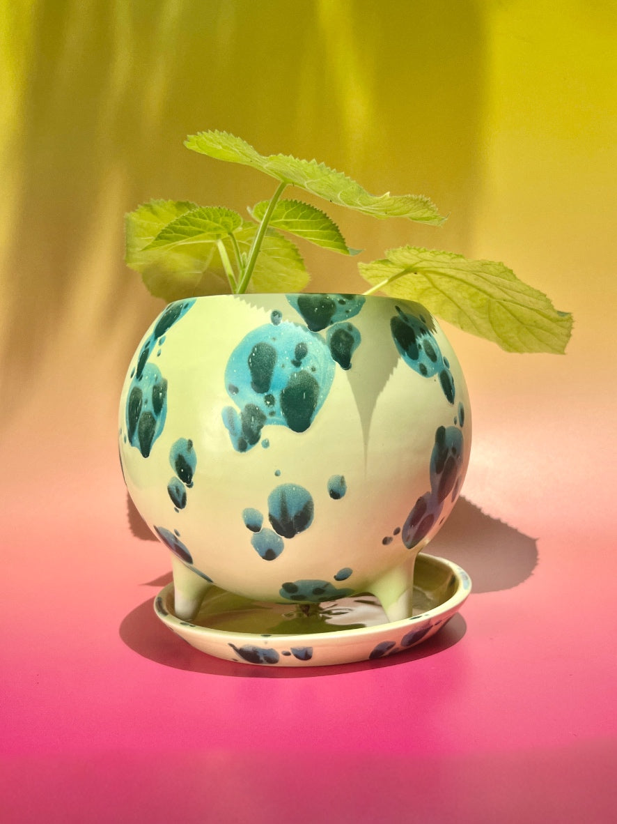 The Big Billina Planter in Aqua Splotch