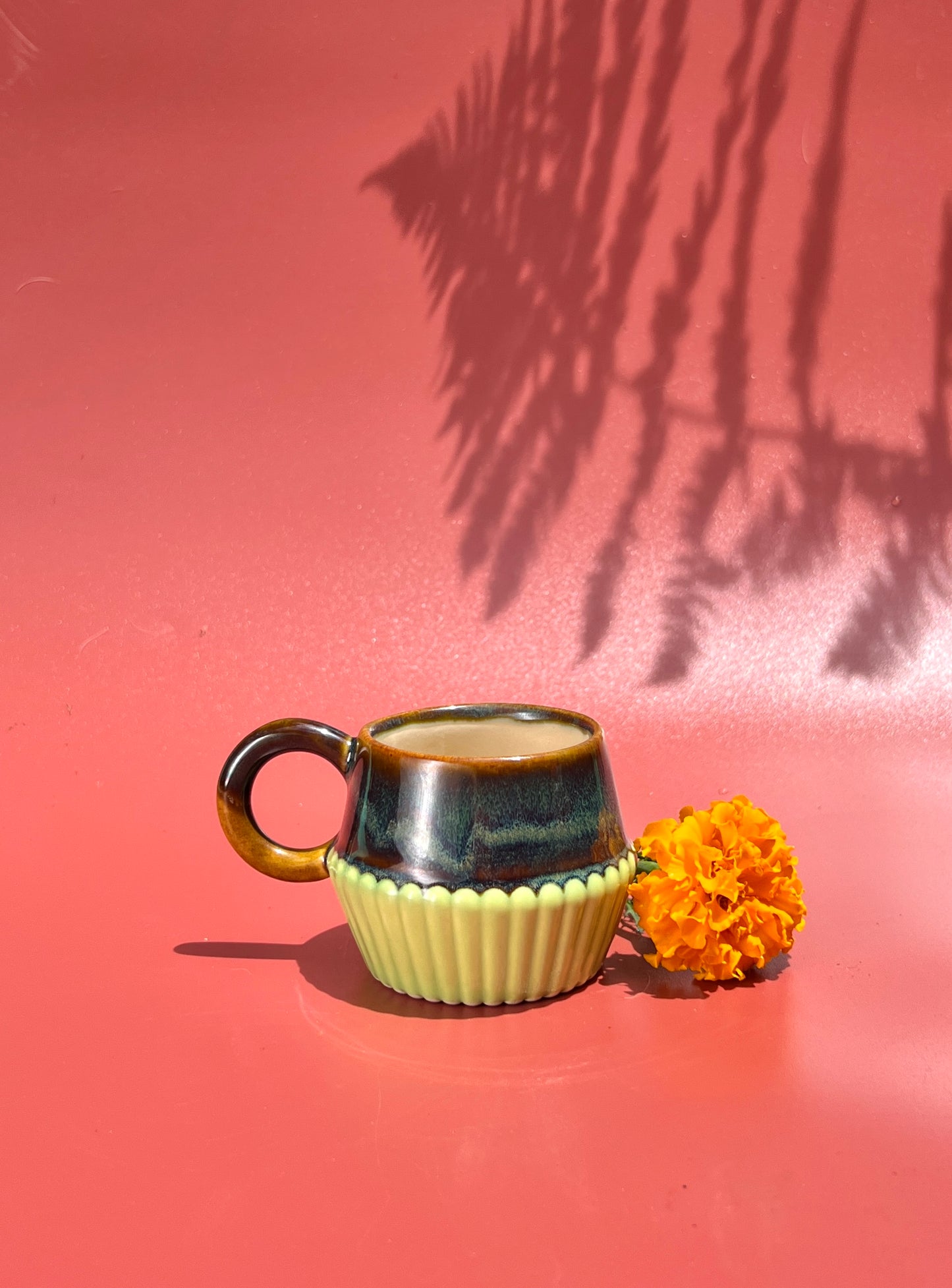 Vizzini Espresso Mug in Iron and Green