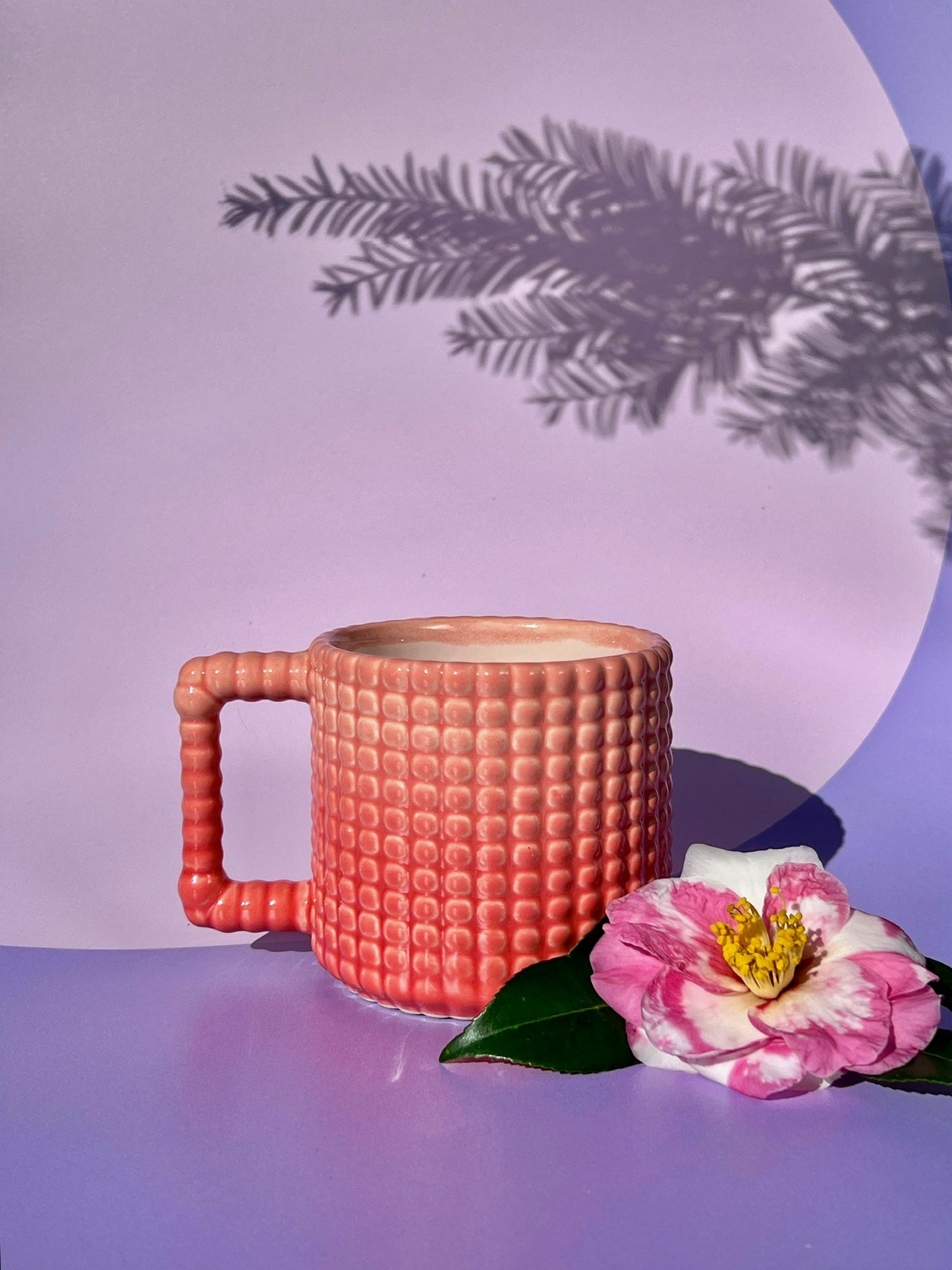 Gozarian Mug with Big Dimple Texture in Pink Coral Fade