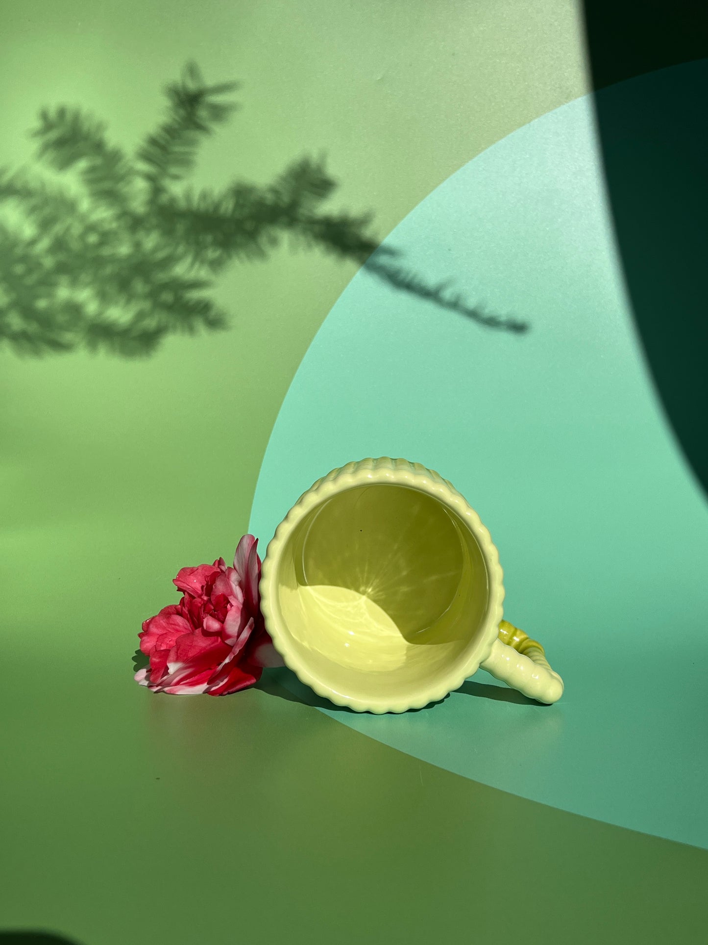 PREORDER Gozarian Mug with Big Dimple Texture in Grass Fade