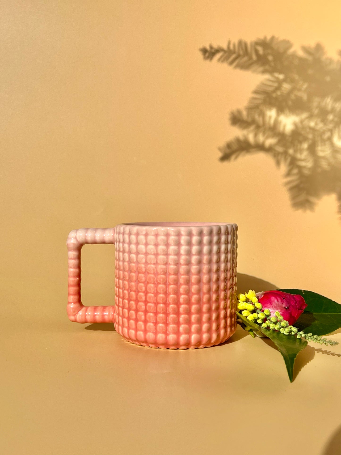 Gozarian Mug with Big Dimple Texture in Pink Fade