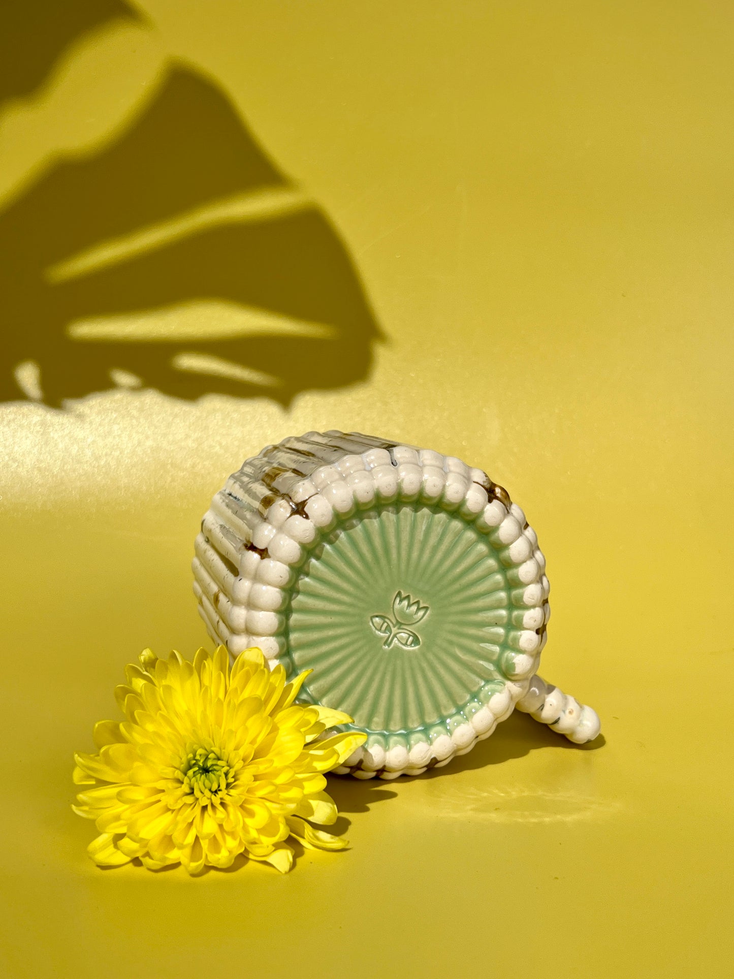 Gozarian Mug with Vertical Texture in Calico