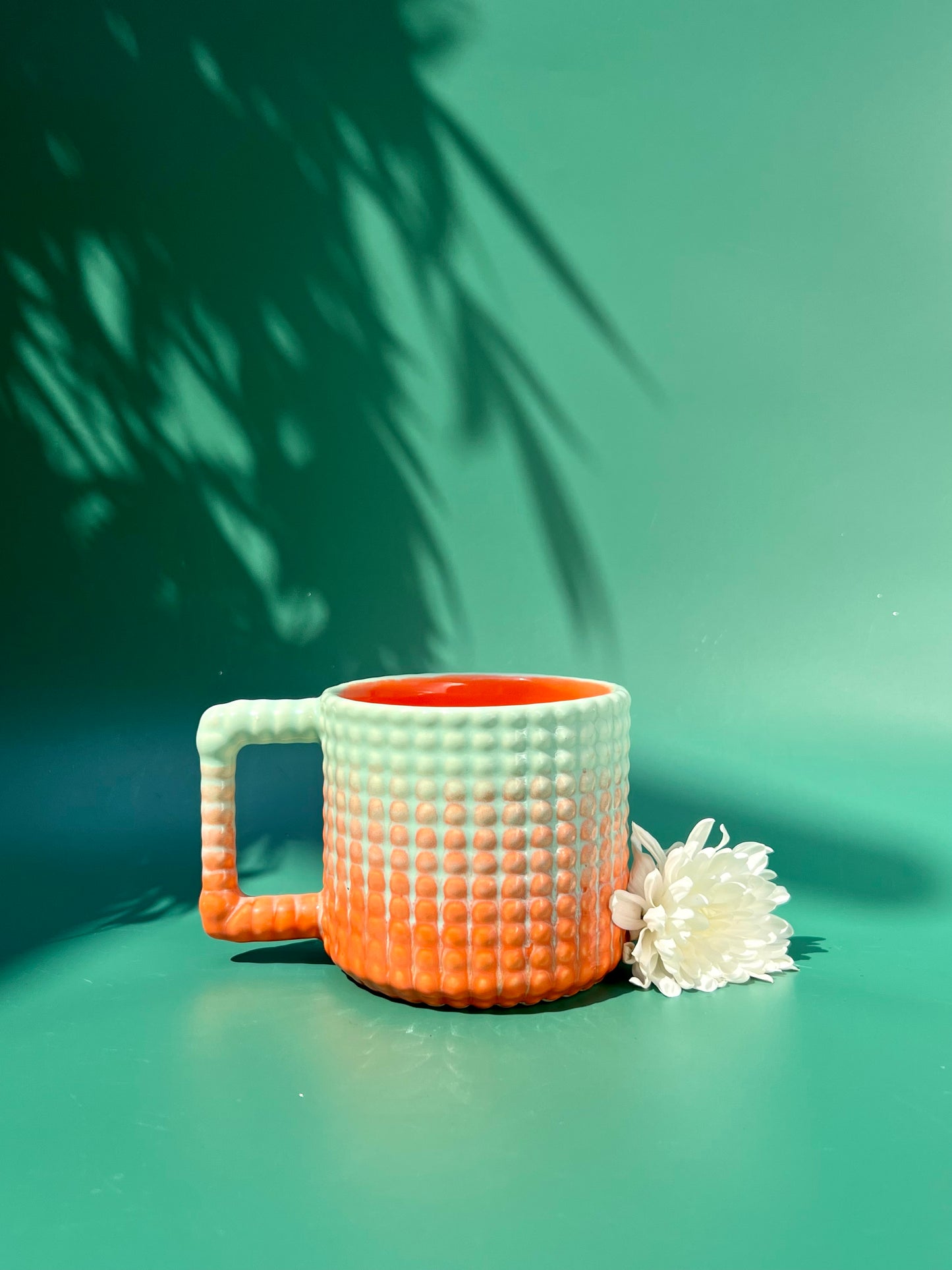 ♥PREORDER♥ Gozarian Mug with Big Dimple Texture in Aqua Red/Orange Fade