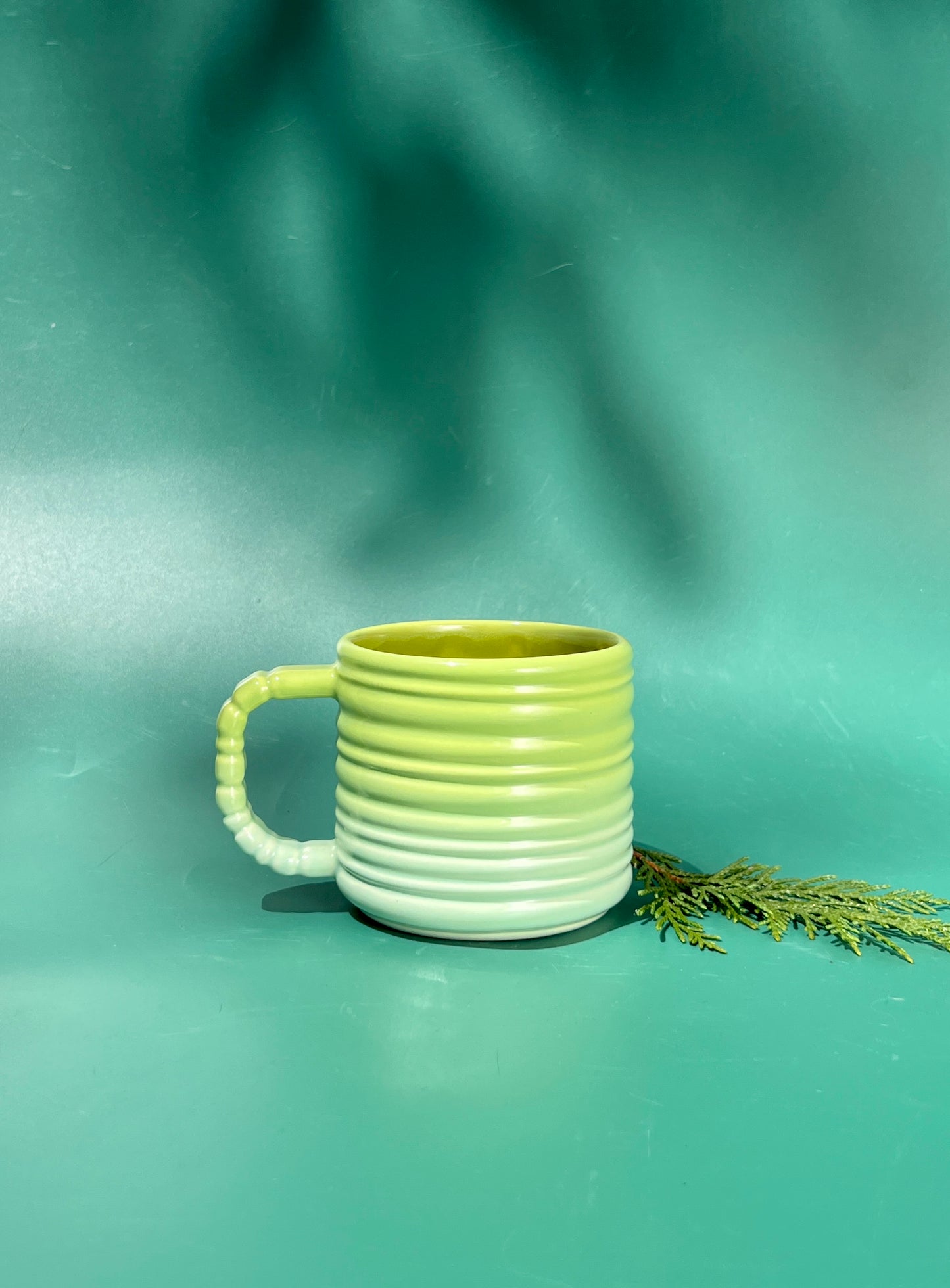 The 10oz Rizzo Mug with Horizontal Texture in Green and Aqua Fade