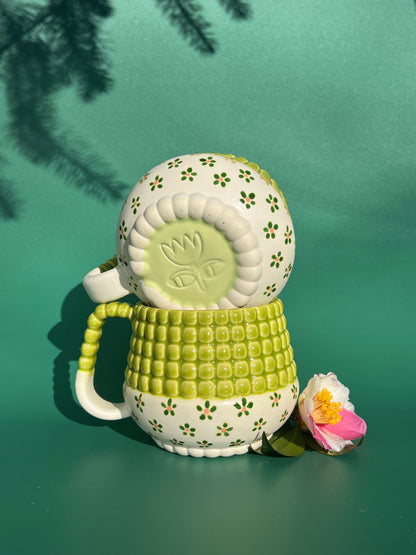 16oz Ludo Mug with Big Dimple Top in Green Flower