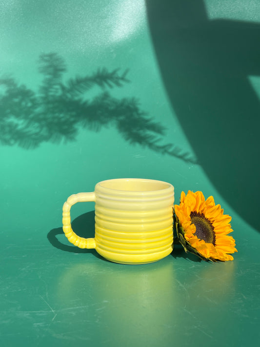 Rizzo Mug with Horizontal Texture in Yellow Fade