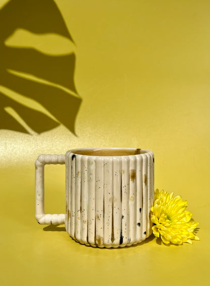 ♥PREORDER♥ Gozarian Mug with Vertical Texture in Calico